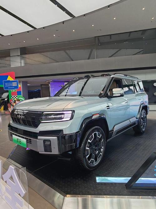 东莞东坑镇利旺恒企业管理咨询比亚迪方程豹硬派越野的爆款，英菲尼迪35周年与你共成长